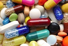 Independent de acceptarea oricăror medicamente este foarte periculos